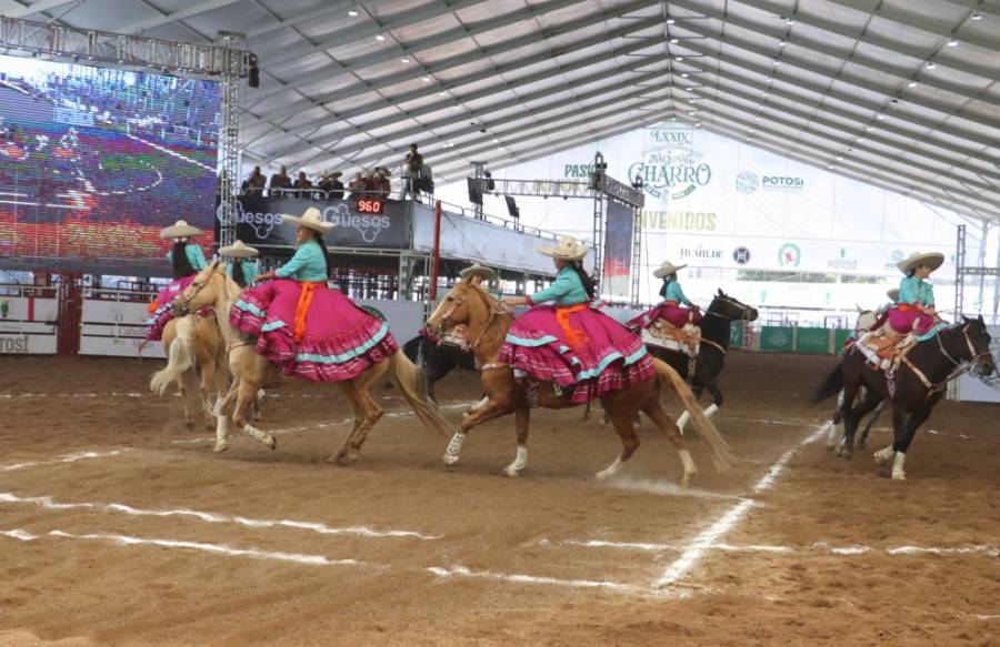 300 elementos de la SSPCE en operativo por Congreso Charro