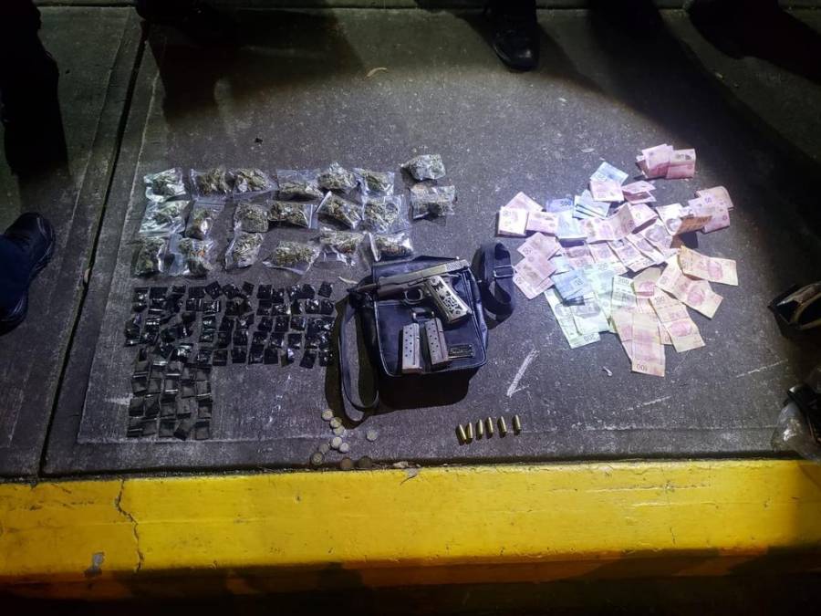 SSC detiene a hombre con marihuana y posible relación con robo