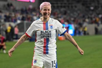 Rapinoe dice adiós y el fútbol femenino de EEUU inicia una nueva era