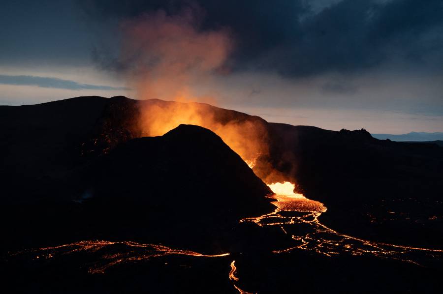 Evacuada una ciudad de Islandia por miedo a erupción volcánica