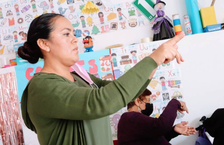 En Villa de Reyes se ofrece curso gratuito de lengua de señas mexicanas
