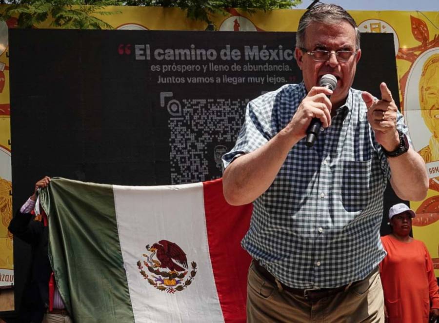 Marcelo Ebrard afirma su compromiso con la Cuarta Transformación y descarta cambio de partido