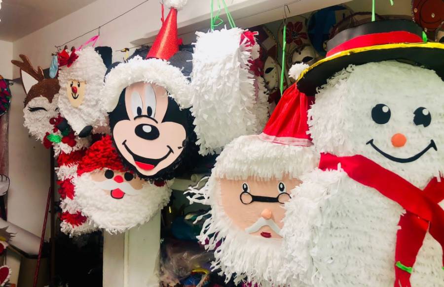 Inicia taller gratuito de elaboración de piñatas para la temporada decembrina en Soledad