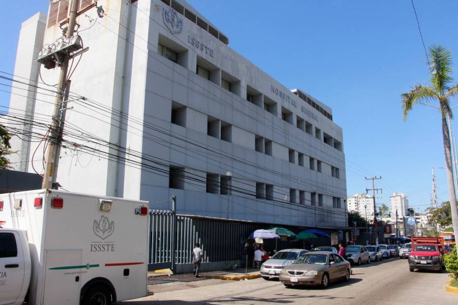 ISSSTE brinda apoyo financiero a afectados por el huracán 