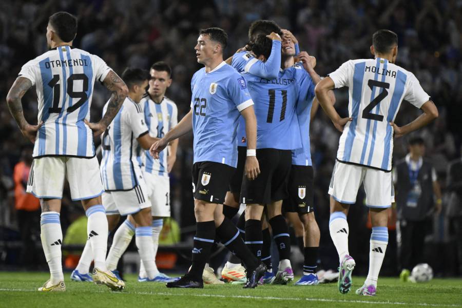 El Uruguay de Bielsa brilla y deja sin invicto a Argentina