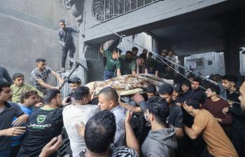 M&aacute;s de 80 muertos en dos bombardeos israel&iacute;es en un campo de refugiados de Gaza