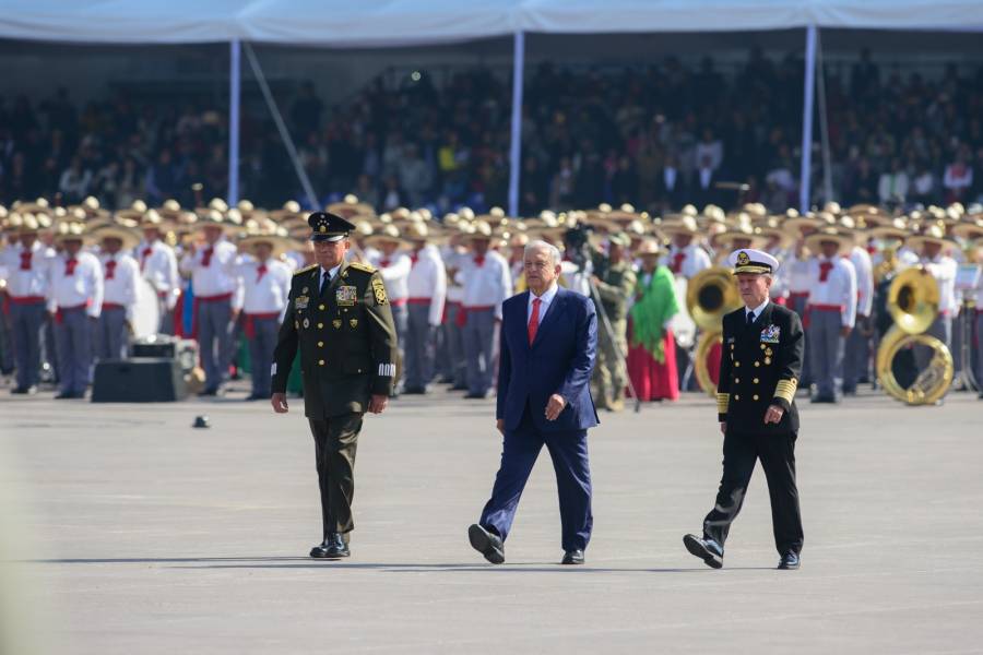 México tiene como ángel de la guardia a las fuerzas armadas y a su gobierno, asegura presidente