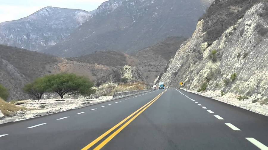 Gobierno prepara proyectos carreteros entre Puebla y Tlaxcala