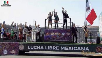 Grata participación del CMLL en el desfile del 20 de noviembre