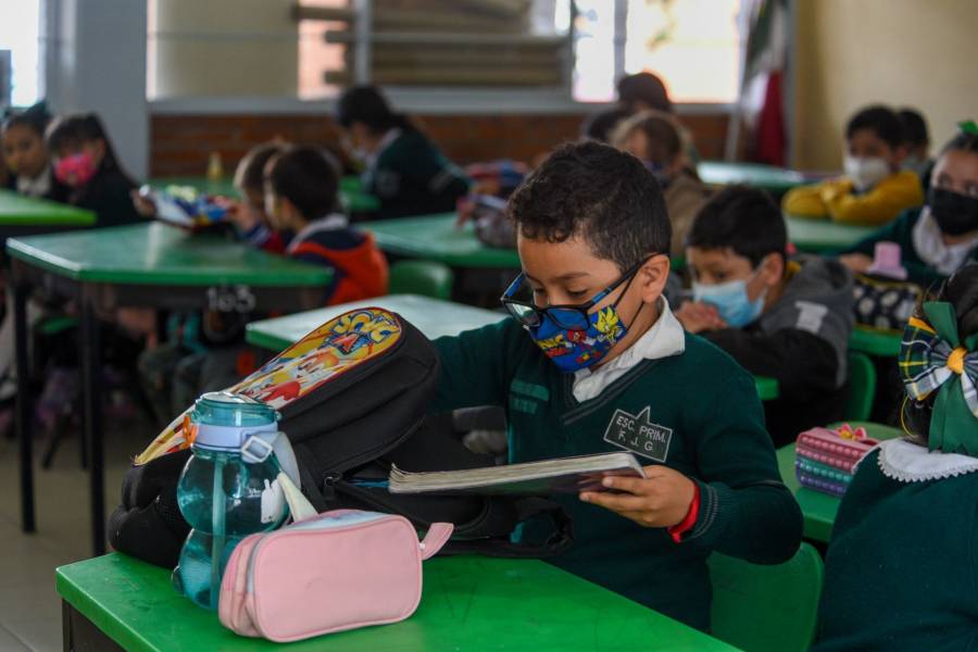 INEA y gobierno del Estado de México firman convenio para combatir el analfabetismo