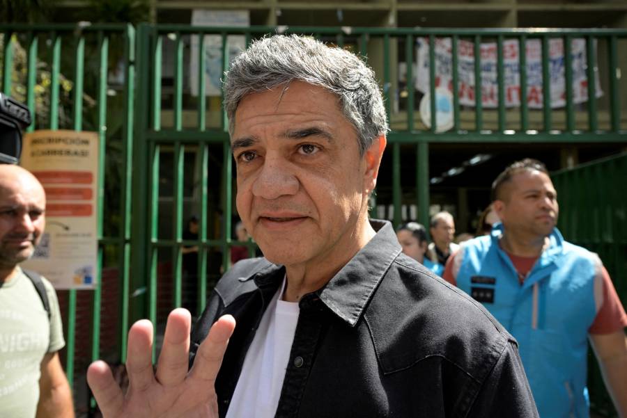 Mauricio Macri entre metáforas: Fin de la era Maradona y elecciones disruptivas