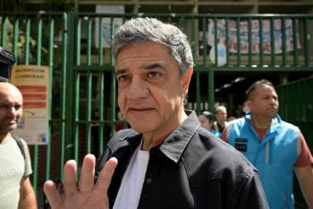 Mauricio Macri entre met&aacute;foras: Fin de la era Maradona y elecciones disruptivas