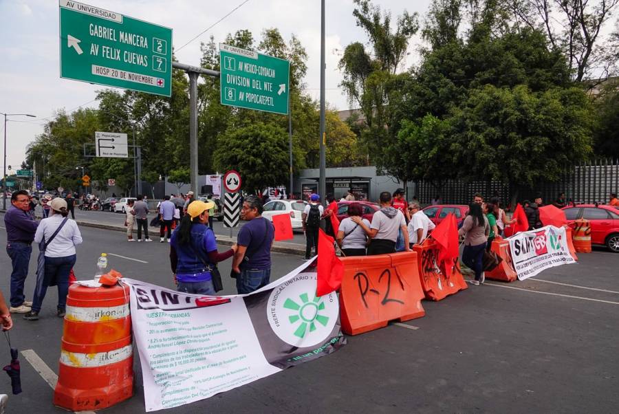 Manifestación del sindicato del Colegio Bachilleres provoca bloqueos en CDMX