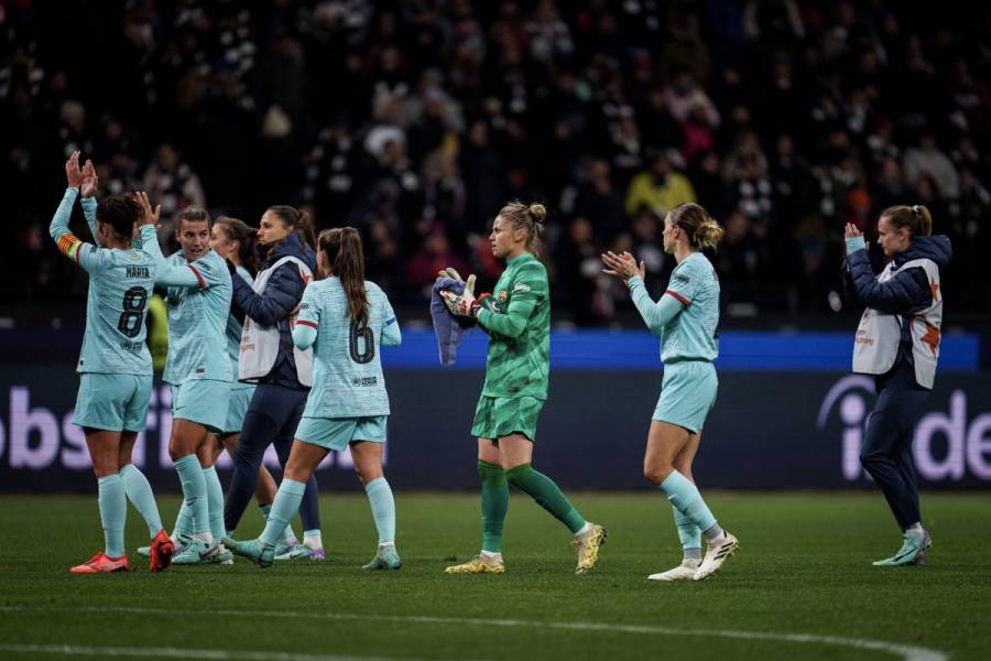 El Barca remonta en Fráncfort para liderar su grupo de Champions femenina