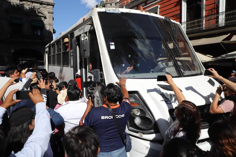 Pobladores de la Resurrección secuestraron 17 rutas