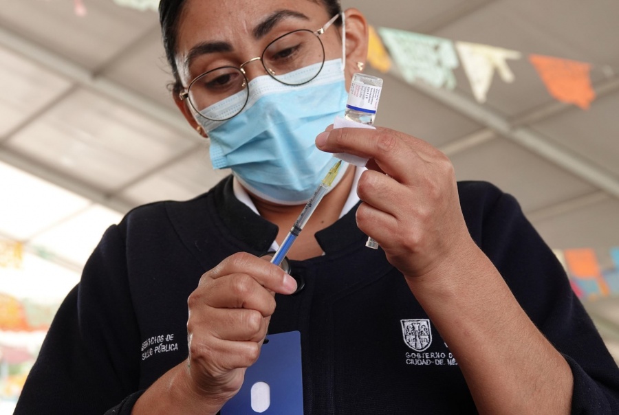 Cofepris anuncia fecha para resolución definitiva de registro sanitario de vacunas contra COVID-19