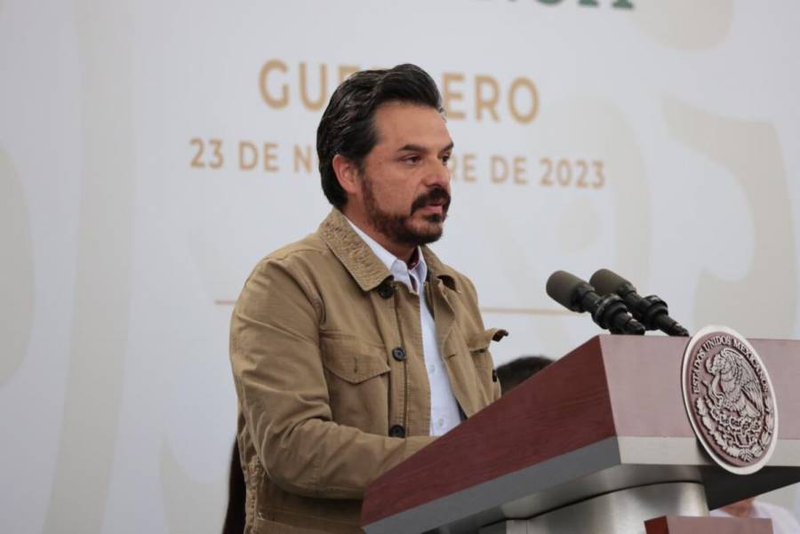Presenta Zoé Robledo plan de reconstrucción para clínicas y hospitales del IMSS en Acapulco