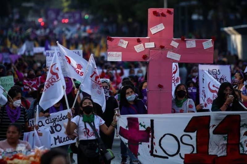 25N, se llevan a cabo marchas contra la violencia hacia las mujeres en la Ciudad de México y Ecatepec