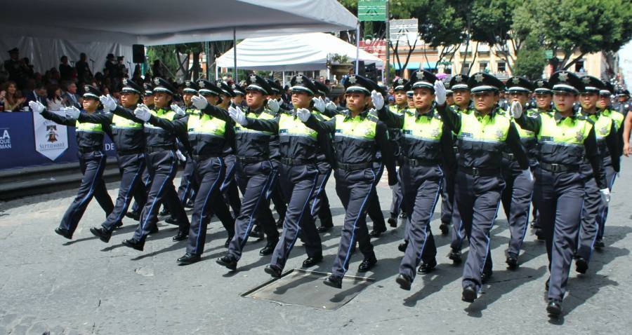 Destaca la participación de mujeres en la fuerza pública