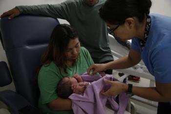 Capacita SEDESA a personal médico para tratar a pacientes obstétricas