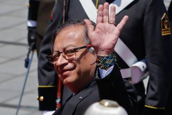 Petro busca reencauzar la econom&iacute;a colombiana, que est&aacute; en niveles 