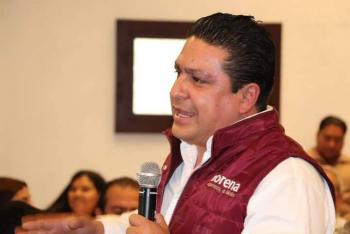 Diputado morenista se registra como aspirante a edil de Huixquilucan