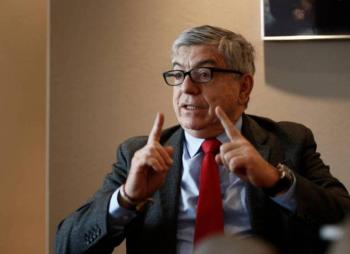 C&eacute;sar Gaviria anuncia que el Partido Liberal se declarar&iacute;a en Independencia