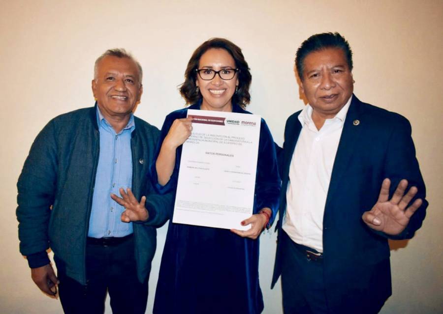 Azucena Cisneros se registra como candidata de Morena a la Presidencia Municipal de Ecatepec