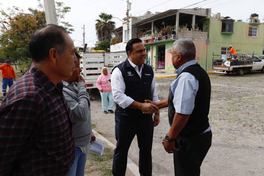 Encabeza Luis Nava jornada de “Mi Querétaro Lindo” en la colonia Puertas del Cielo