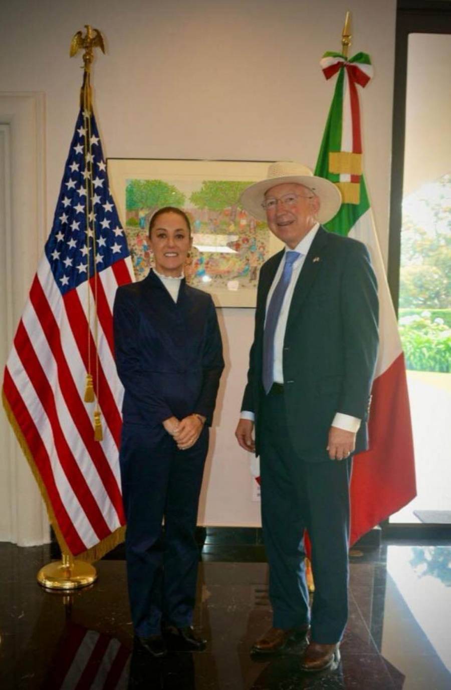 Ken Salazar y Claudia Sheinbaum exploran cooperación para el desarrollo e igualdad entre naciones