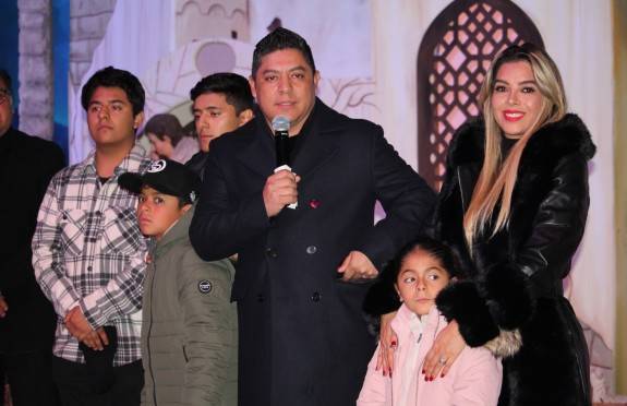 SLP celebra la inauguración del festival navideño 2023 en el Palacio de Gobierno