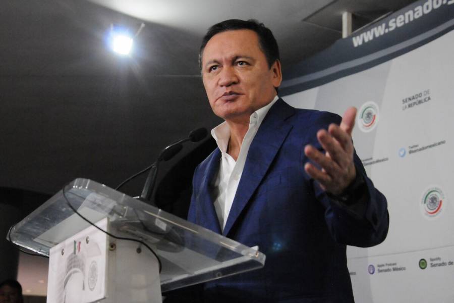 Osorio Chong niega orden de Pe&ntilde;a Nieto para espiar con Pegasus