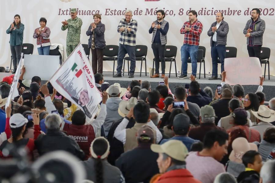 AMLO y Delfina Gómez amplían programas para el Bienestar en el Edomex