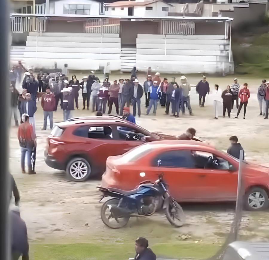 Enfrentamiento entre civiles e integrantes de La Familia Michoacana deja 11 muertos en Texcaltitlán