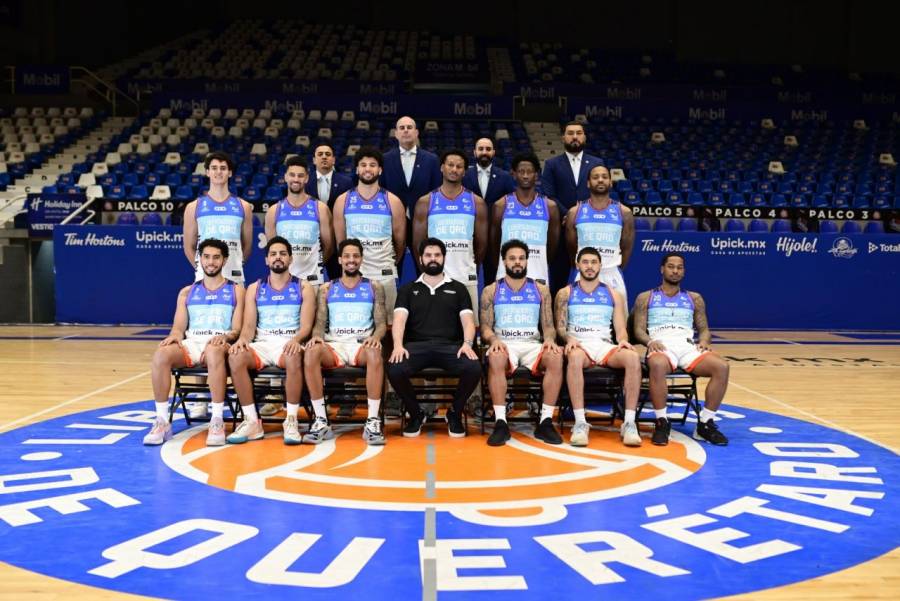 Libertadores cierra el año con fotografía oficial y firma de autógrafos