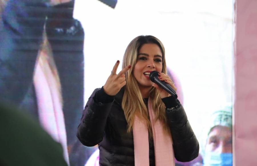 En próximos días habrá noticias sobre candidatura al senado: Ruth González