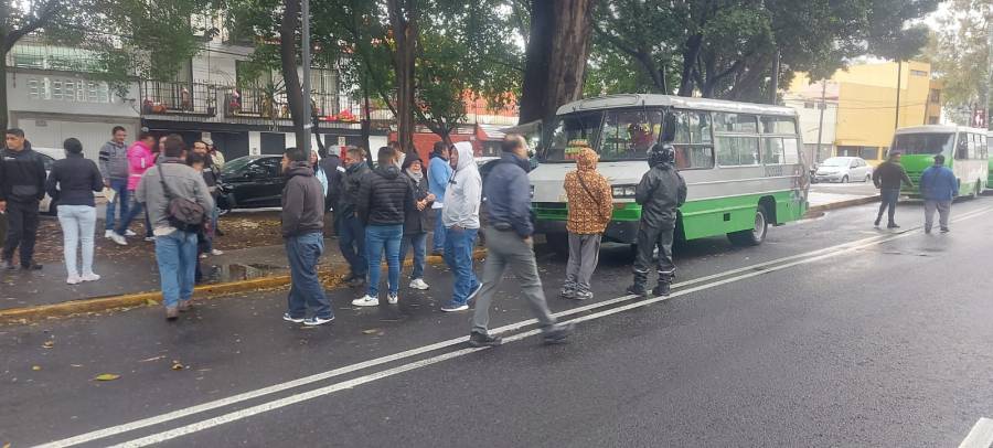 Ejecutan transportistas de Ruta 84 amparo otorgado por juez federal