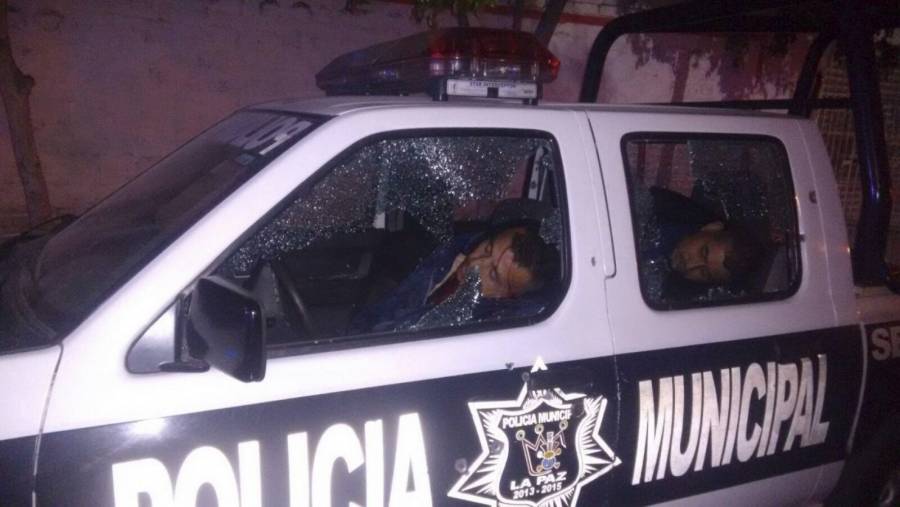 Tres Agentes Atrapados en enfrentamiento a balazos en Ocoyoacac, Edomex