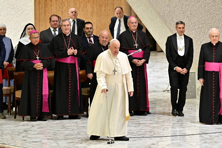 Papa Francisco zanja polémica con el presidente argentino Milei