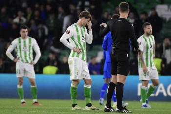 El Betis de Andr&eacute;s Guardado cae ante el Rangers y se despide de la Europa League