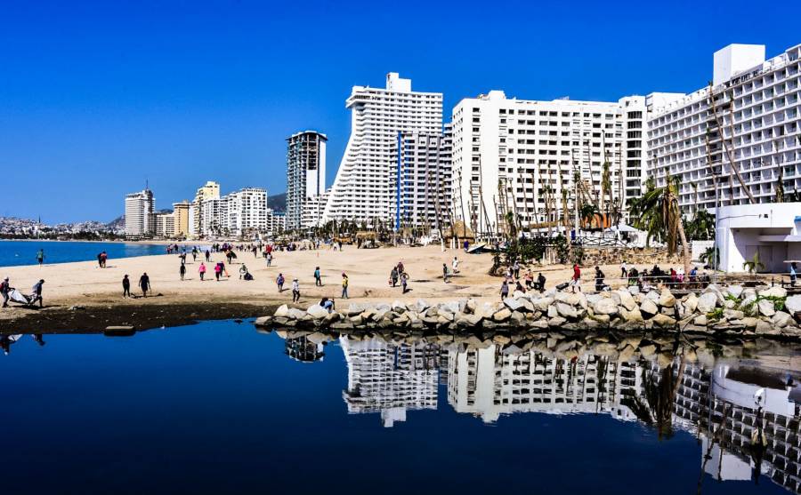 Informe de Cofepris sobre la calidad del agua en playas mexicanas para el turismo vacacional