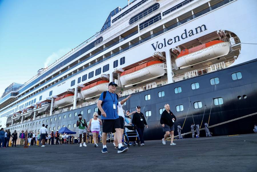 Sonora apuesta por turismo en cruceros y recibe al Volendam