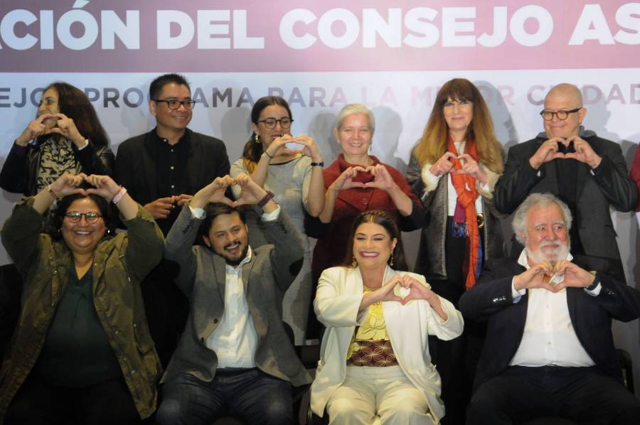 Equipo de precampaña de Clara Brugada: Una fusión estratégica de experiencia y juventud