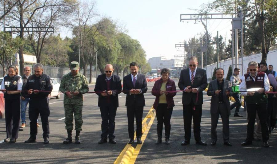 Reabren Eje 3 Sur Añil en Iztacalco tras retirar toneladas de tierra contaminada