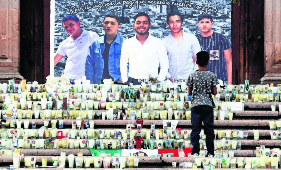 Cinco hombres vinculados a proceso por delitos relacionados con delincuencia organizada