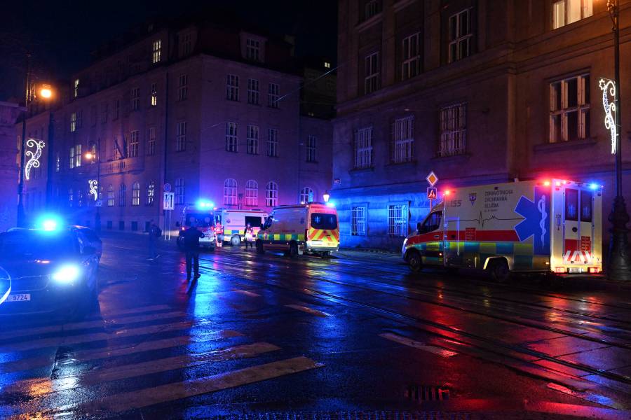 Un hombre armado mata a 15 personas en una universidad de Praga