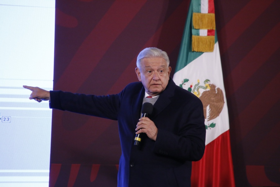 AMLO: tren de pasajeros del Istmo es estratégico