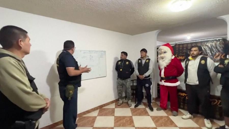 Escuadrón de Papá Noel lanza operativo antidrogas contra 
