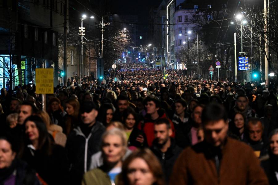 Nuevas protestas denuncian fraudes electorales en Serbia