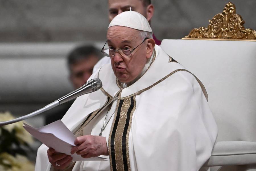 Papa Francisco denuncia 